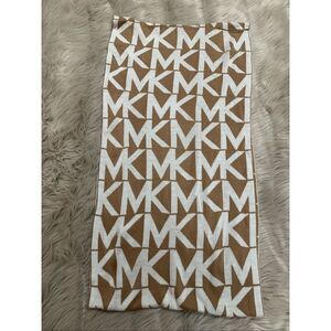 Michael Michael Kors infinity scarf